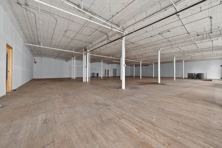 Bedford Building, 4th Floor, photo 2