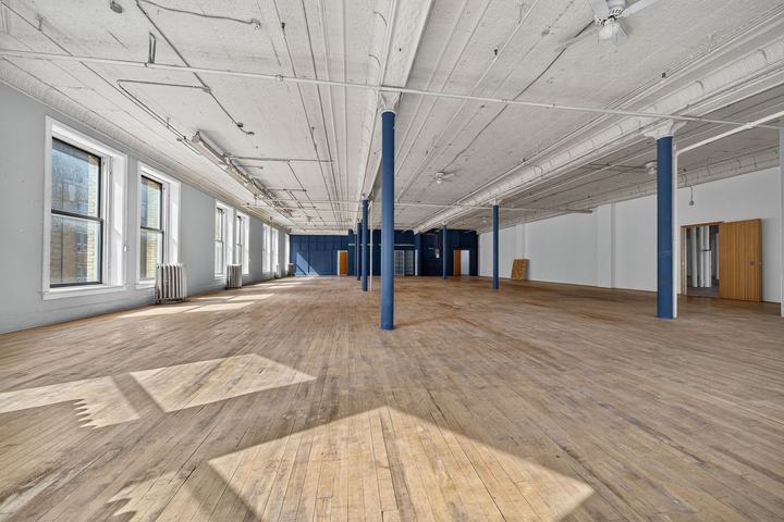 Bedford Building, 4th Floor, photo 8